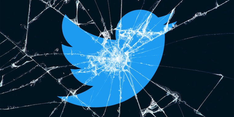 Твиттер погружается в хаос после твитов, личные сообщения перестают работать 