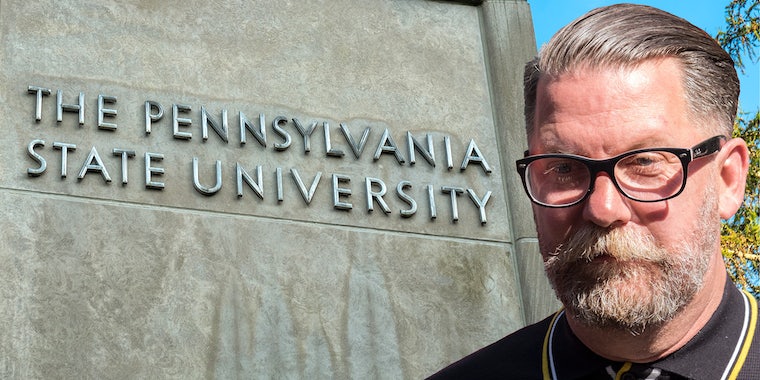 "Собираетесь на обе стороны?": Университет штата Пенсильвания подвергся критике за то, что обвинял студентов, протестовавших против Proud Boys" основатель после вспышки насилия 
