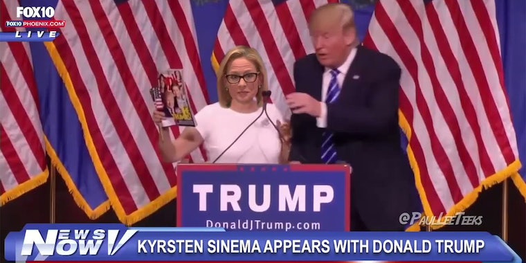 Не поддавайтесь на это видео, на котором Кирстен Синема выступает на сцене митинга Трампа. 